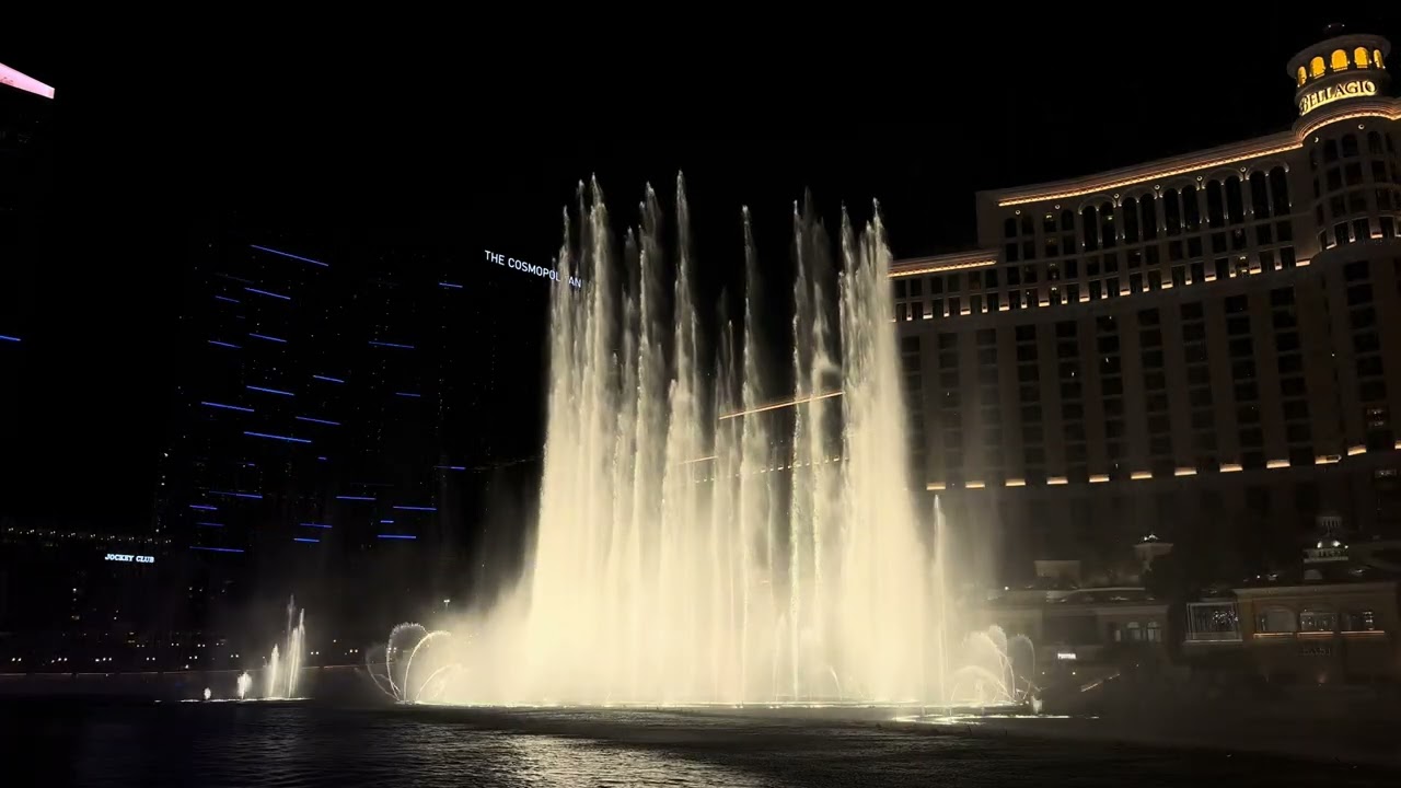 Fountains of Bellagio - “Viva Las Vegas” (Night)