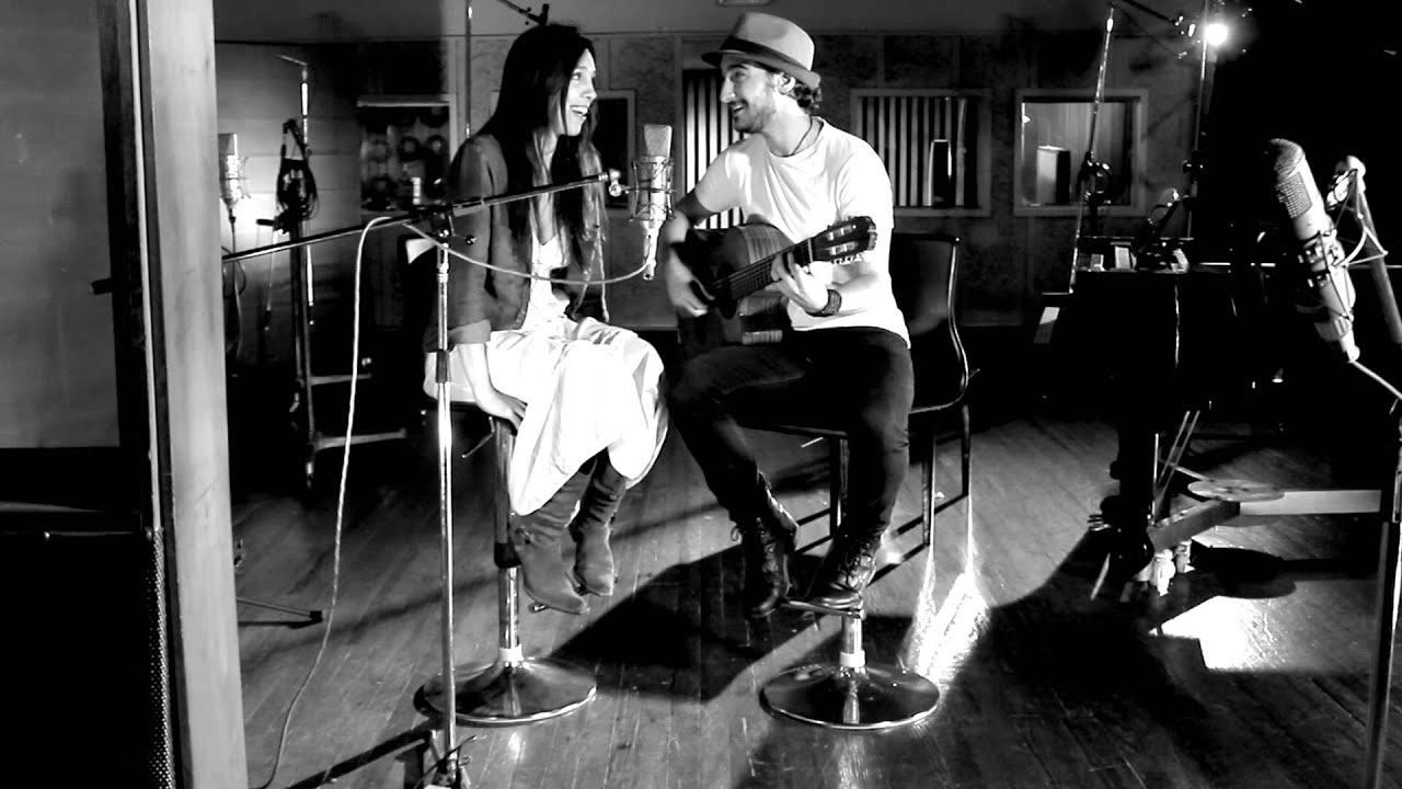 En tu boca y en el mar - Manuel Moreira & Paula Robles