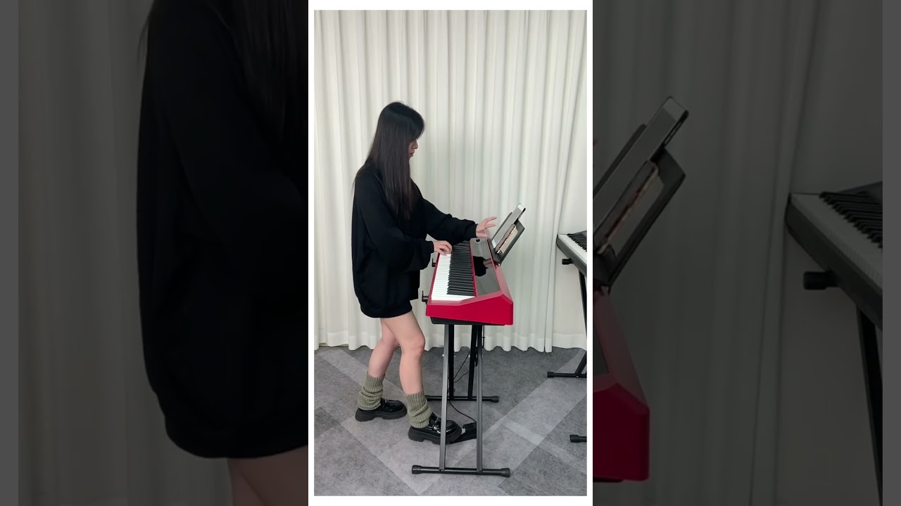 The SR-GH80 is incredibly lightweight, allowing you to take your music anywhere.💃🏼