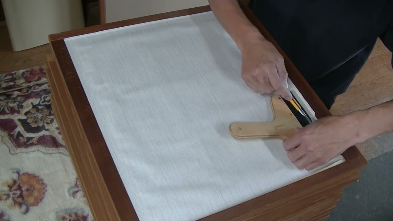 R8　仕事初めは戸襖の張り替えでした