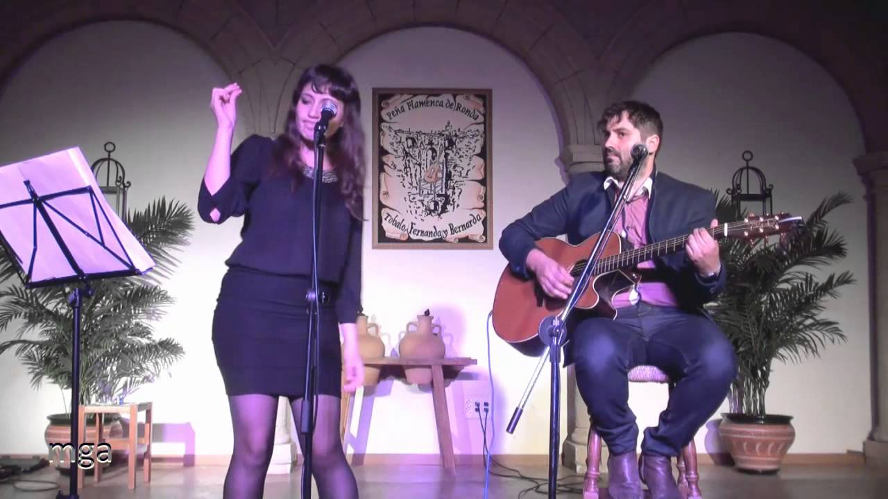 María Villalón - La pluvo - Esperanto