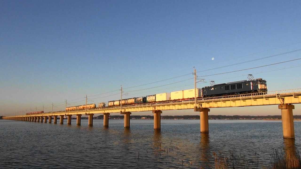 【2021-01-31】月とのコラボレーションが撮れた時の鹿島貨物
