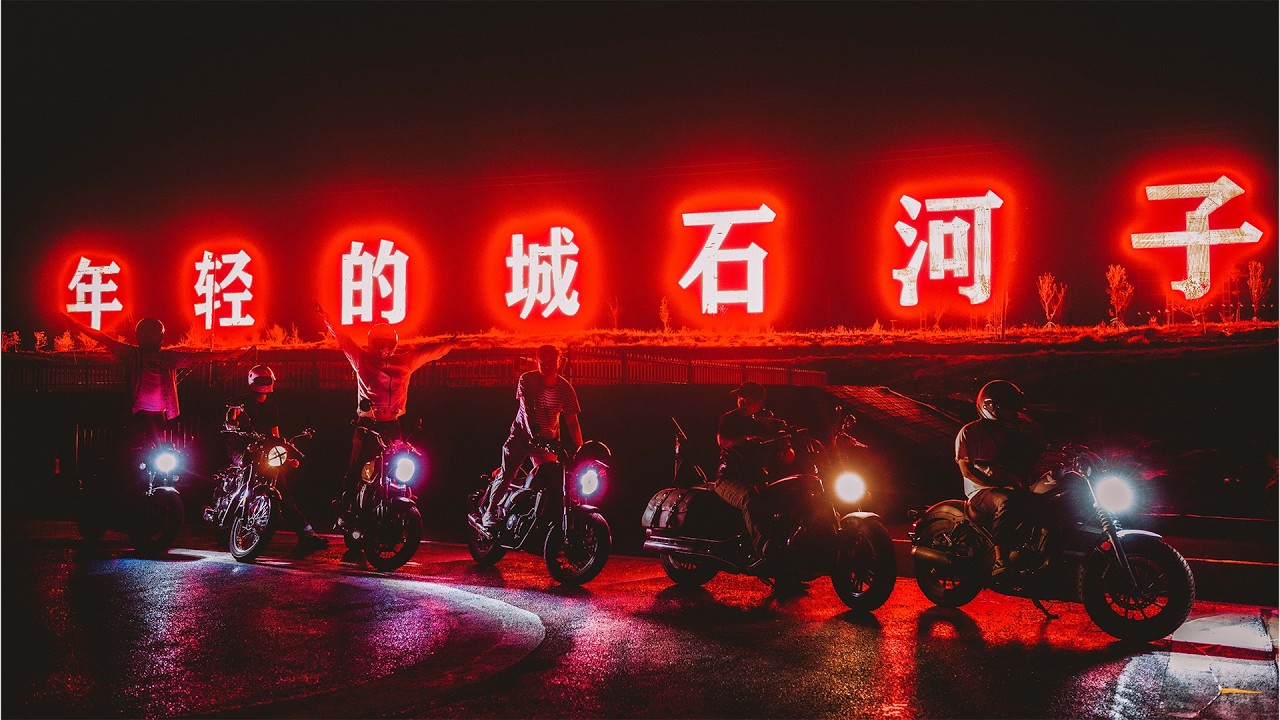 与新疆石河子的圆灯复古骑士相会！他们居然带我去悬崖边跑非铺装？！【巡游中国】第九集 上