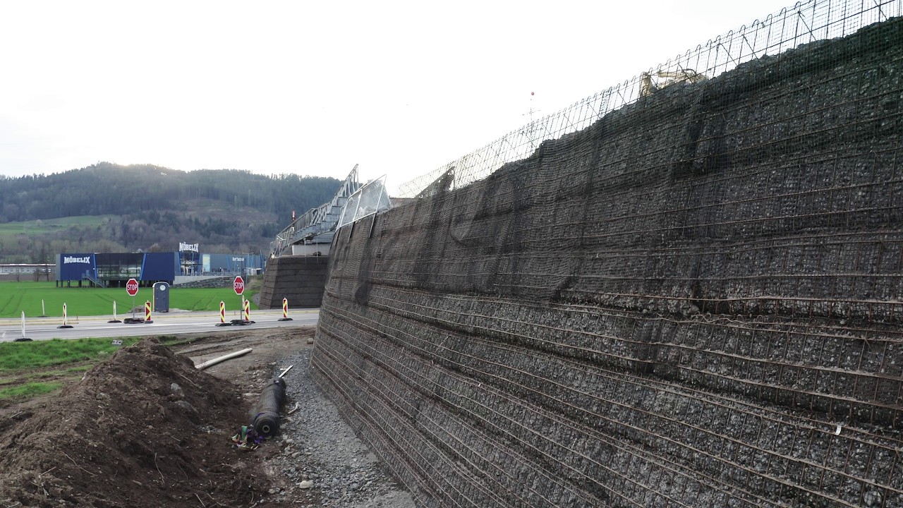 S37 Safety Upgrade: Innovative Temporary Bridges with Fortrac Geogrids