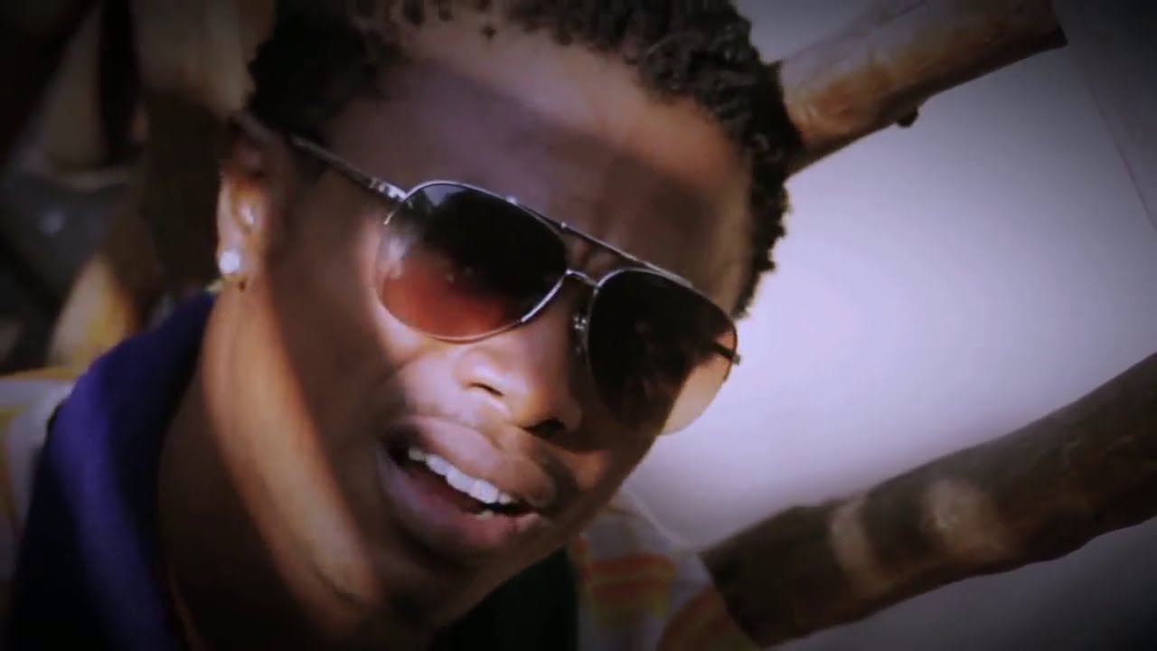 Abdukiba - Kizungu zungu (Official Music Video)