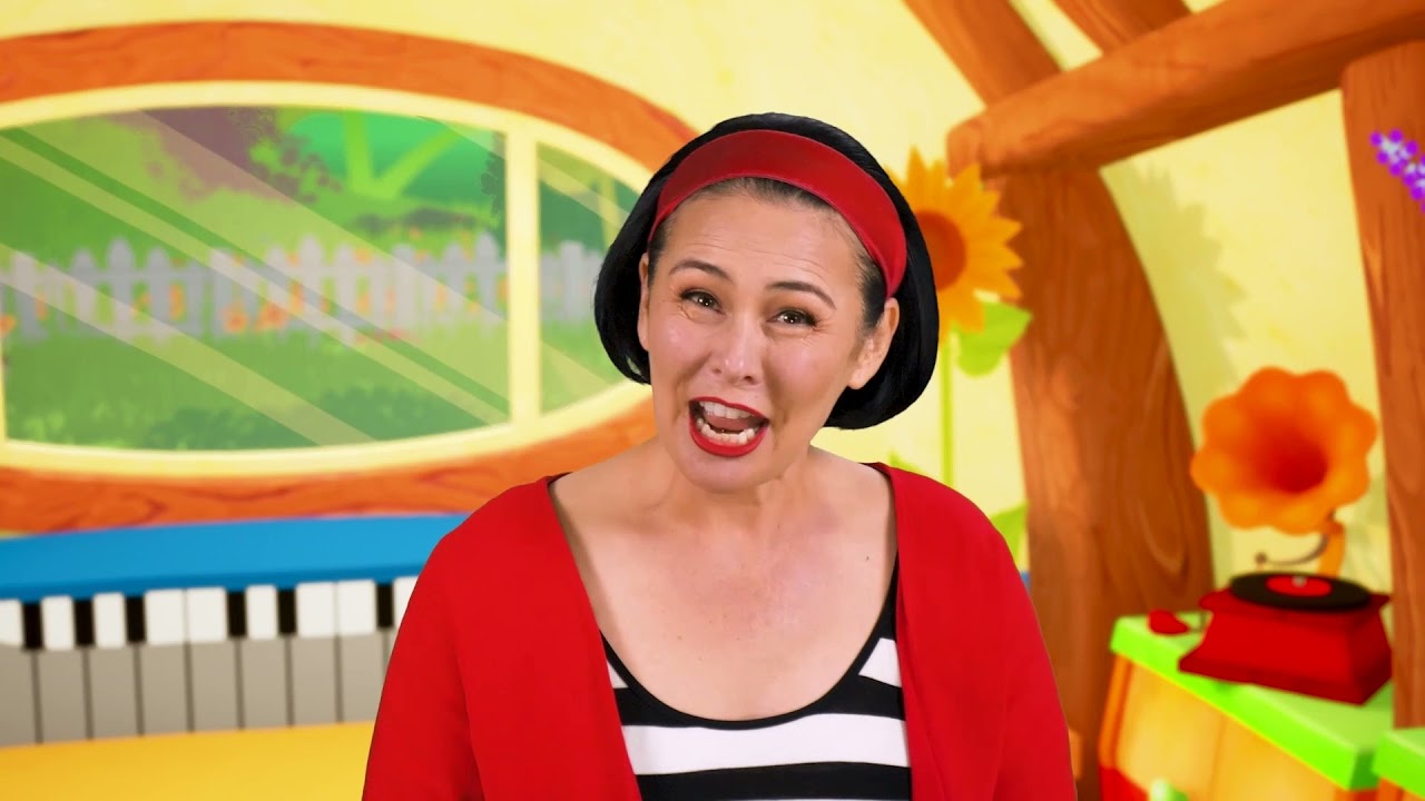 Lah-Lah - Knox Virtual Carols by Candlelight 2021