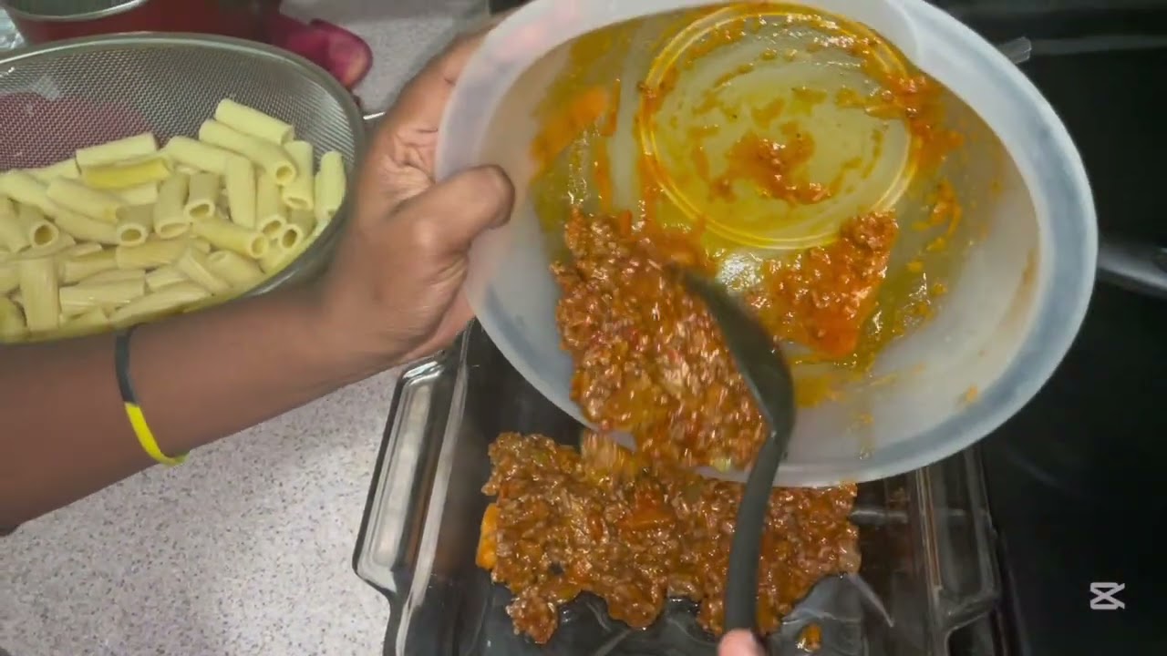 Making Ziti Pasta 🍝😋 #vlog #pasta #foodie #food 
