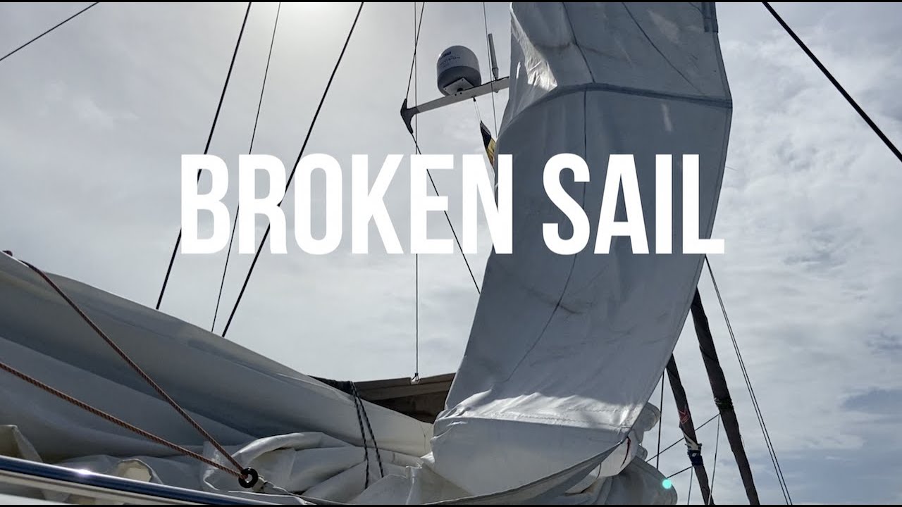 SAILING TO ARUBA - Broken sail on Catamaran MANA our Privilège serie 5