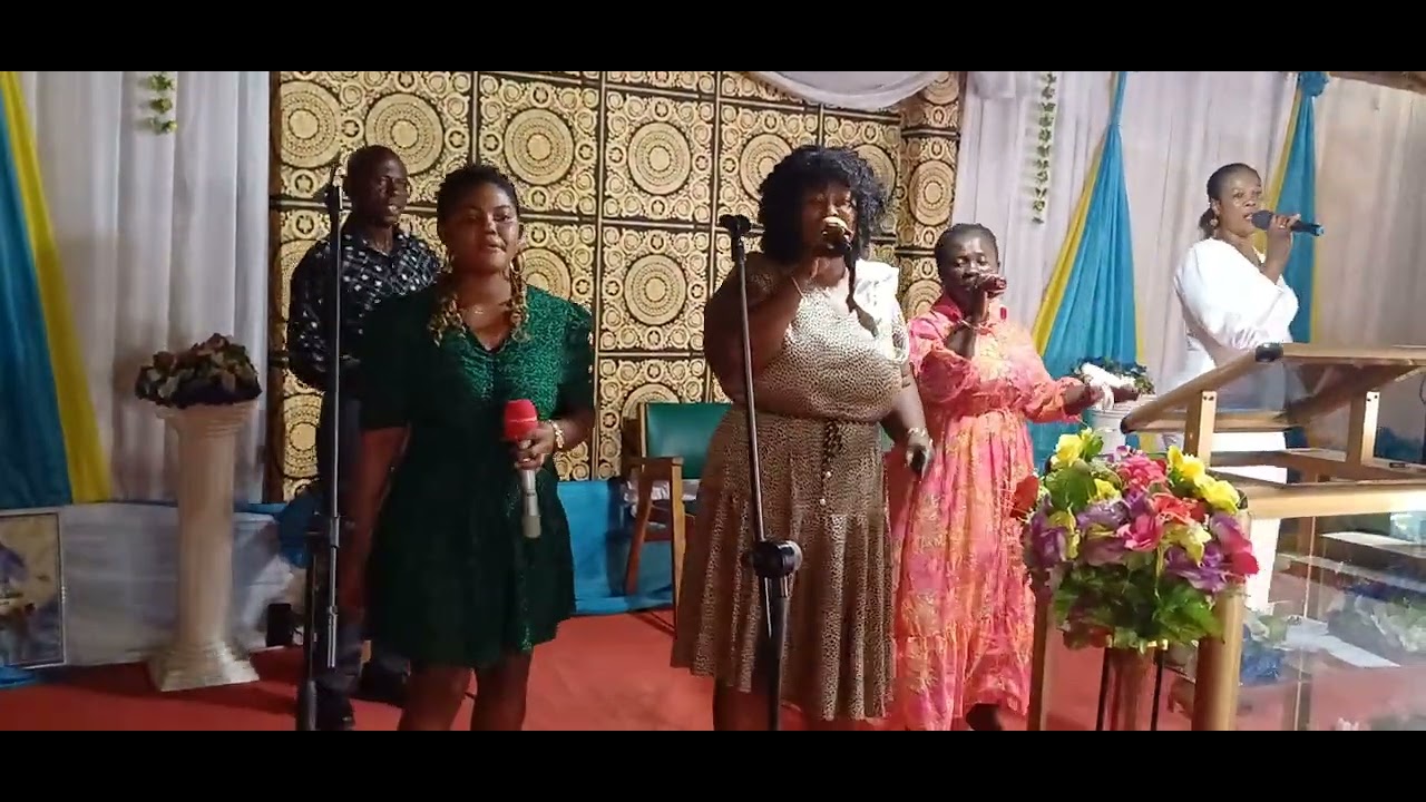 ISAAC APPIAH ON THE MIC