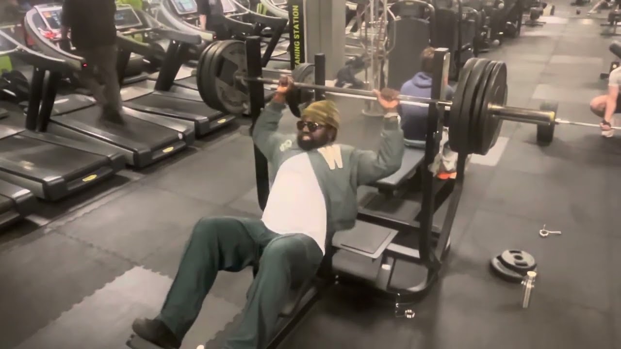 Let’s go to the gym 