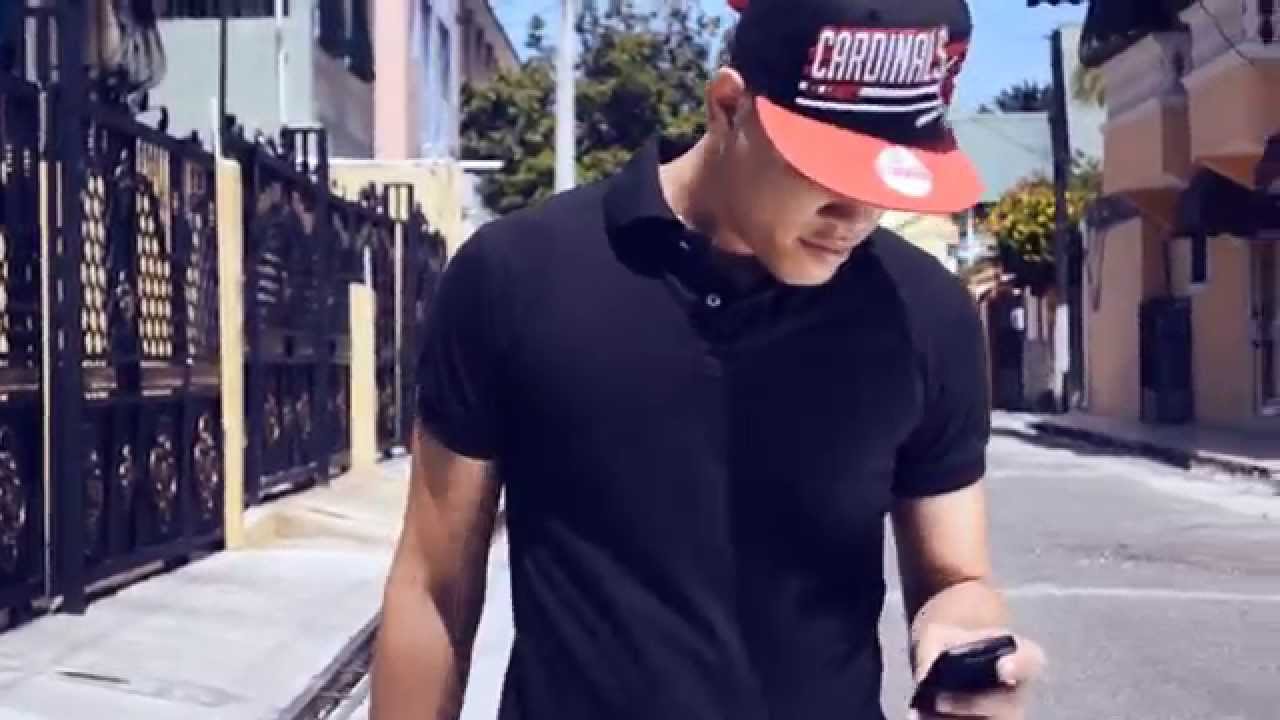 El Profesor Solitario - Mi Suegro (Official Video)