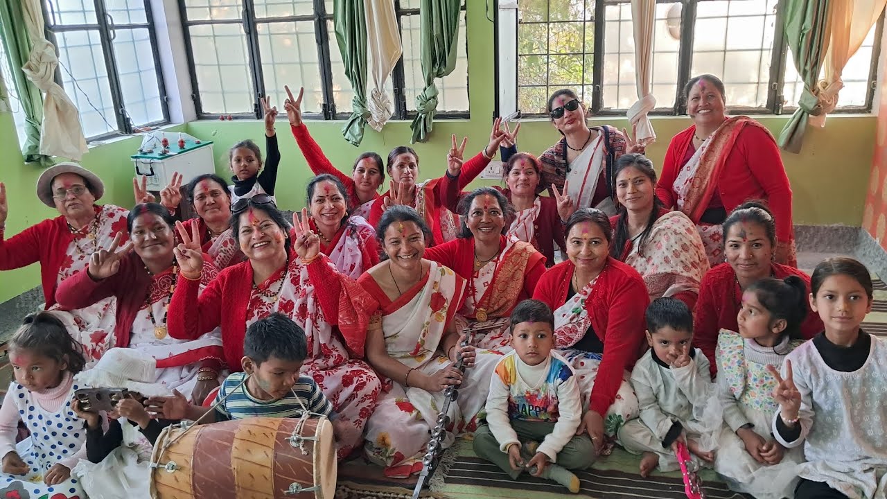 रंगों में रची-बसी उत्तराखंड की होली 🌈 llगीतों और नृत्य के संग खुशियों की बरसात 💖 #holispecial #holi 