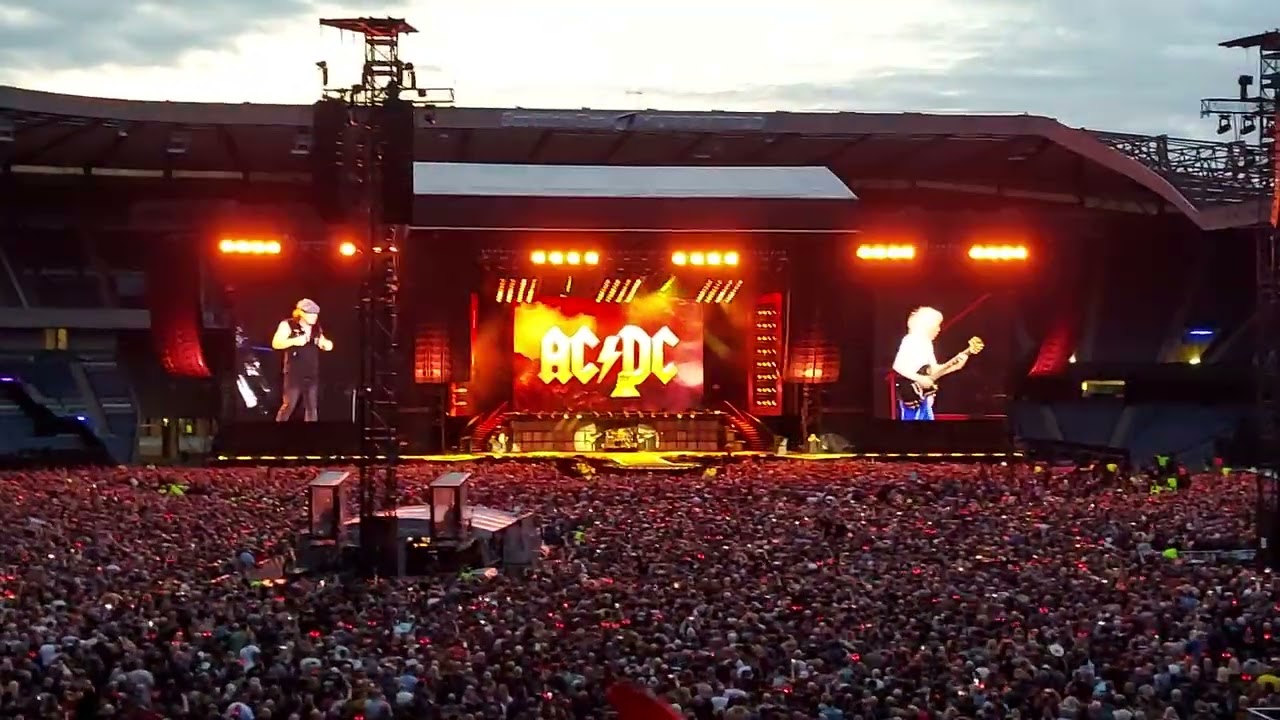 AC/DC Hells Bells Murrayfield Stadium 21/08/25