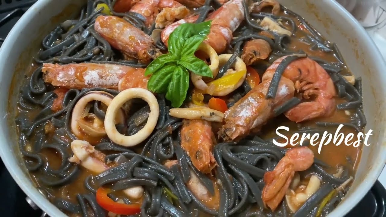 BLACK PASTA SEAFOOD SPAGHETTI recipe