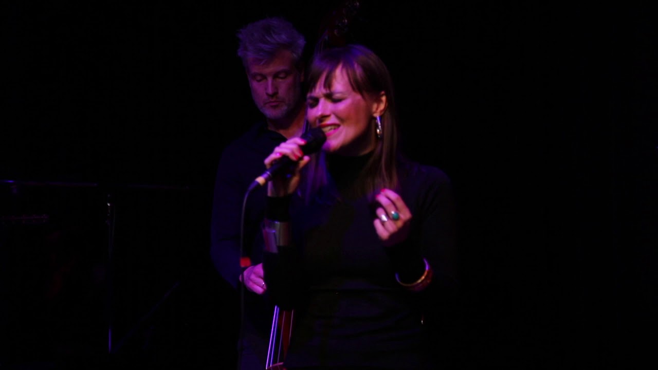 Anne Chris - Free - (Stevie Wonder)