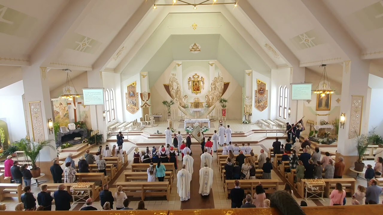 Z dawna Polski Tyś Królową (2022)