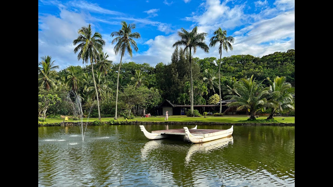 KAUAI:  SMITH'S FERN GROVE TOUR, TROPICAL GARDEN, LUAU, & SHOW HIGHLIGHTS