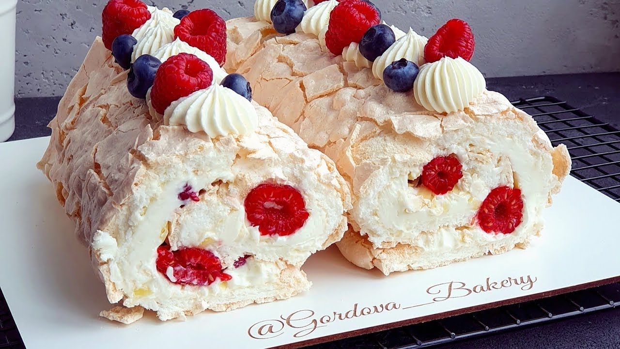 Rulada Pavlova / rulada din bezea