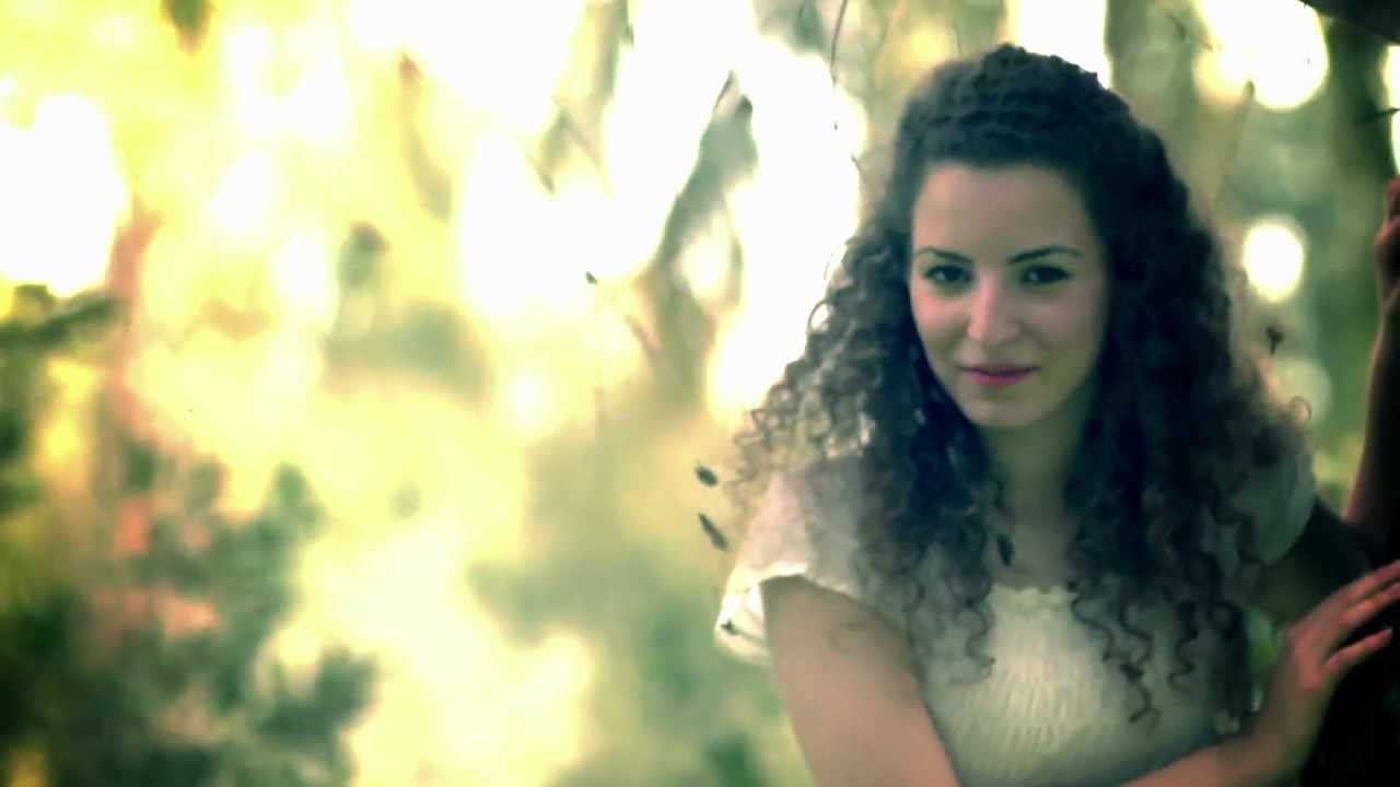 אביב מתעורר-המחזמר-מרכז הבמה 2013
