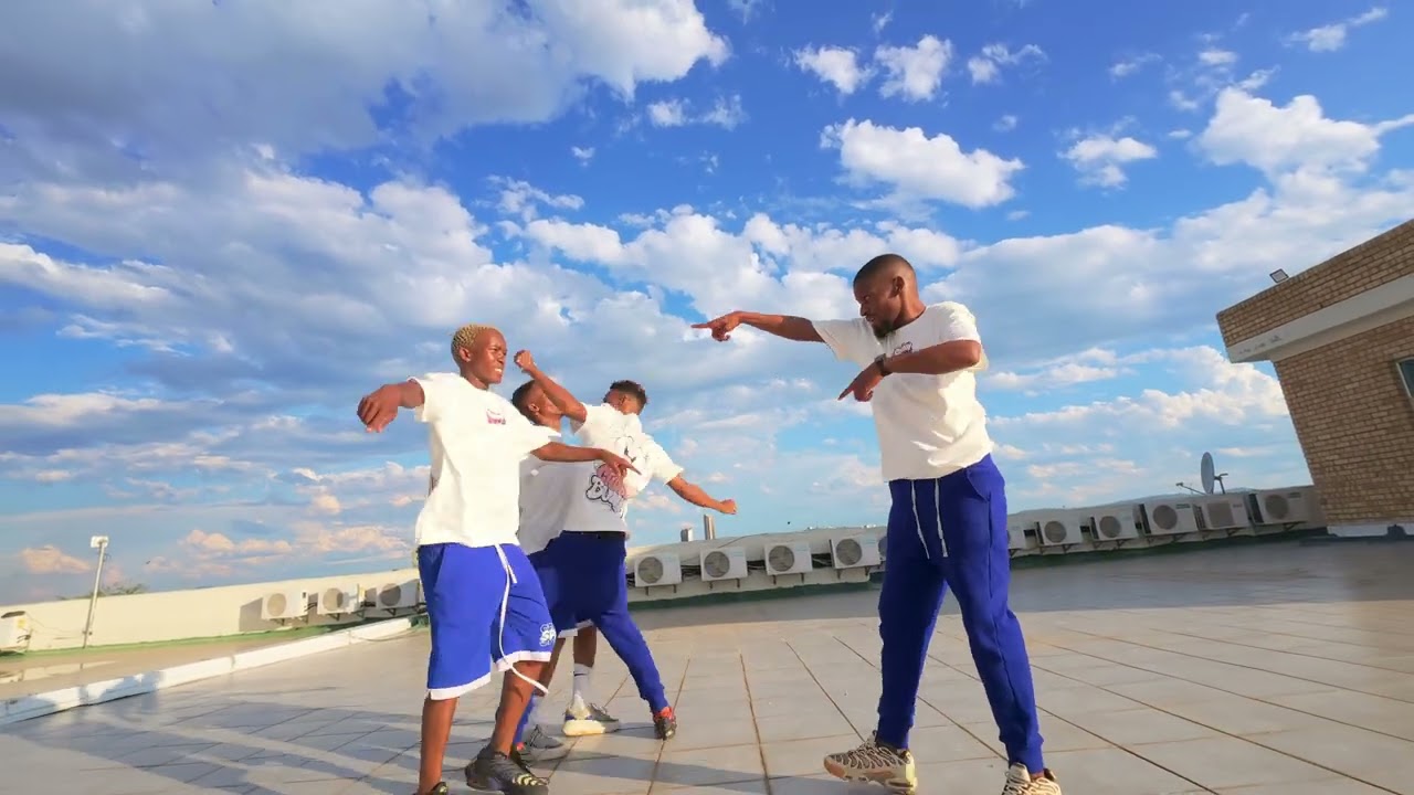 Vee Mampeezy - Shut up and Dance (Official Music video 