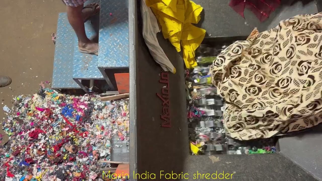 Used Clothes Shredder, Fabric Crushing,  #FabricshreddingMachine, #Fabricshredder, #clotheshredder,