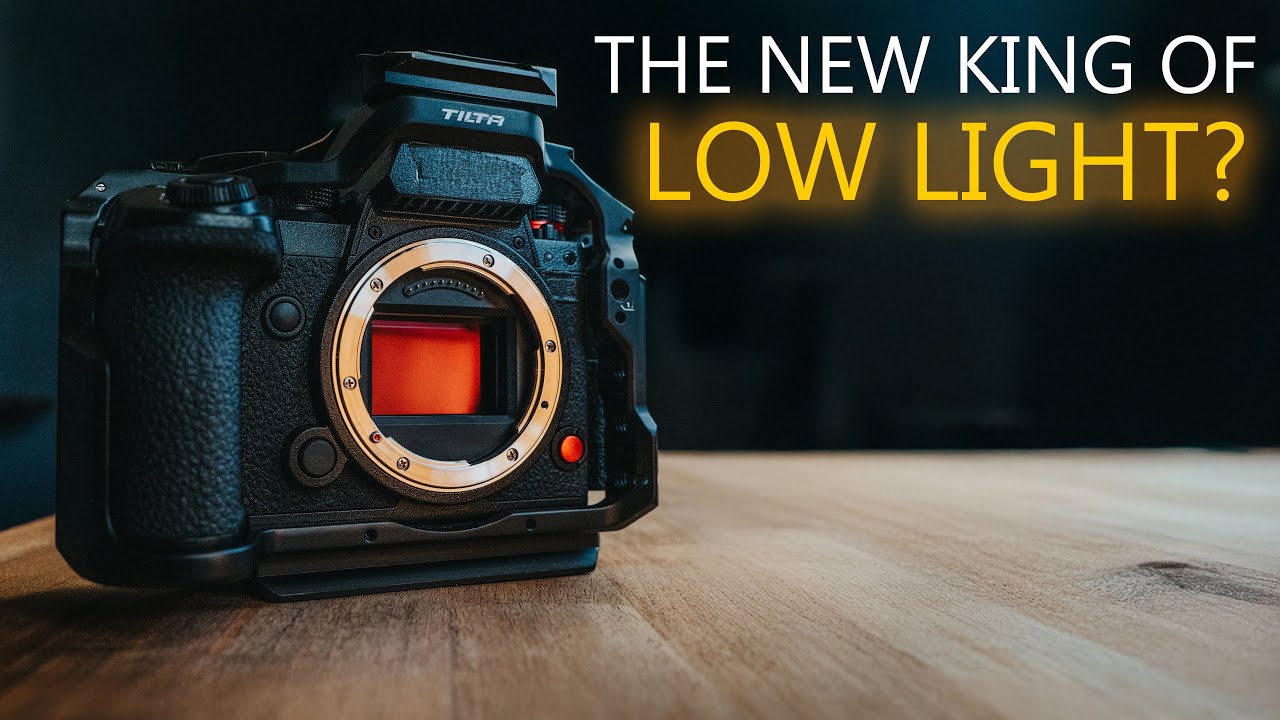 LUMIX S1II vs Sony FX3 Extreme Lowlight Test