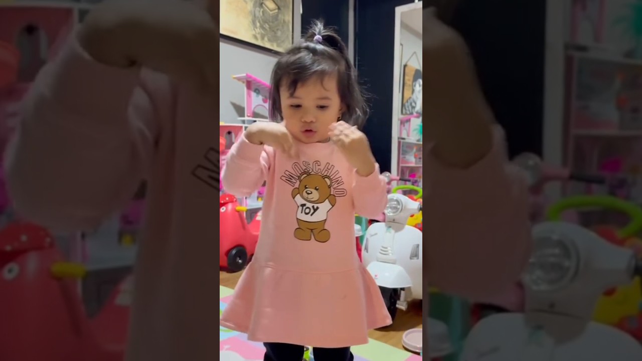 adek Azura tiba² dance Papata Mamanur ketawa lainnya #azura #attahalilintar #shorts