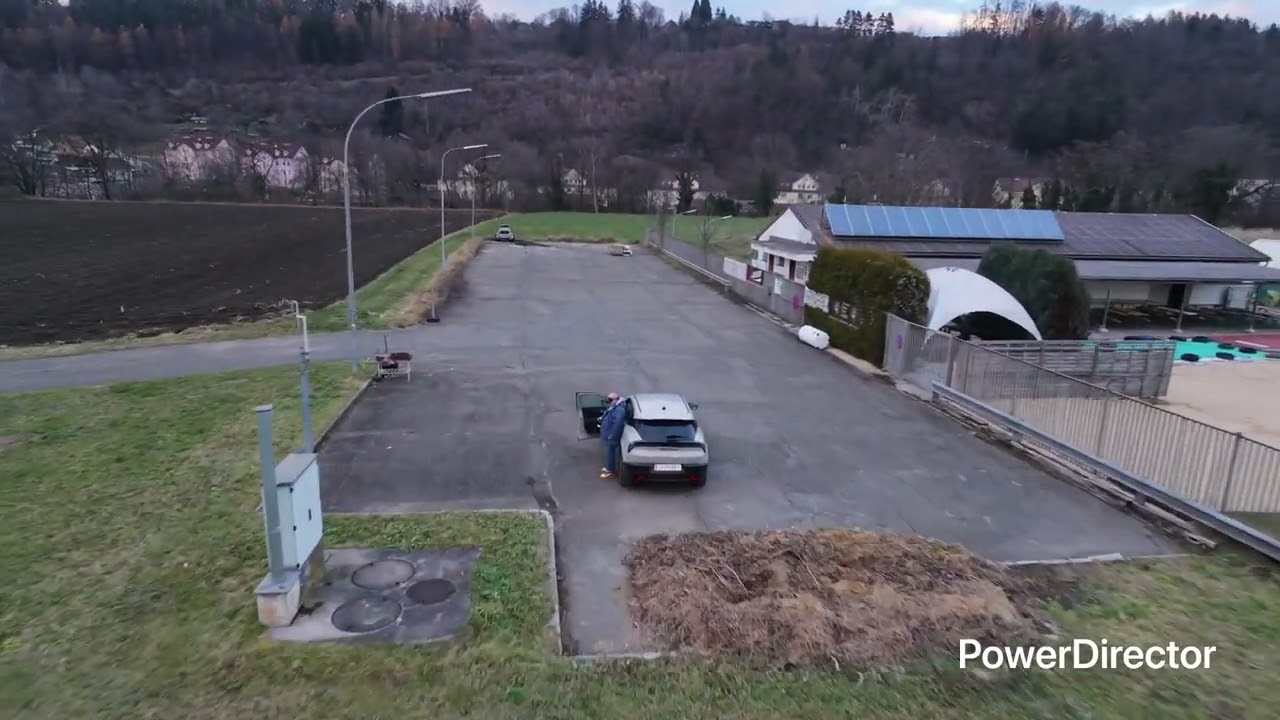 Projekt 12-01_Full HD 1080p.mp4