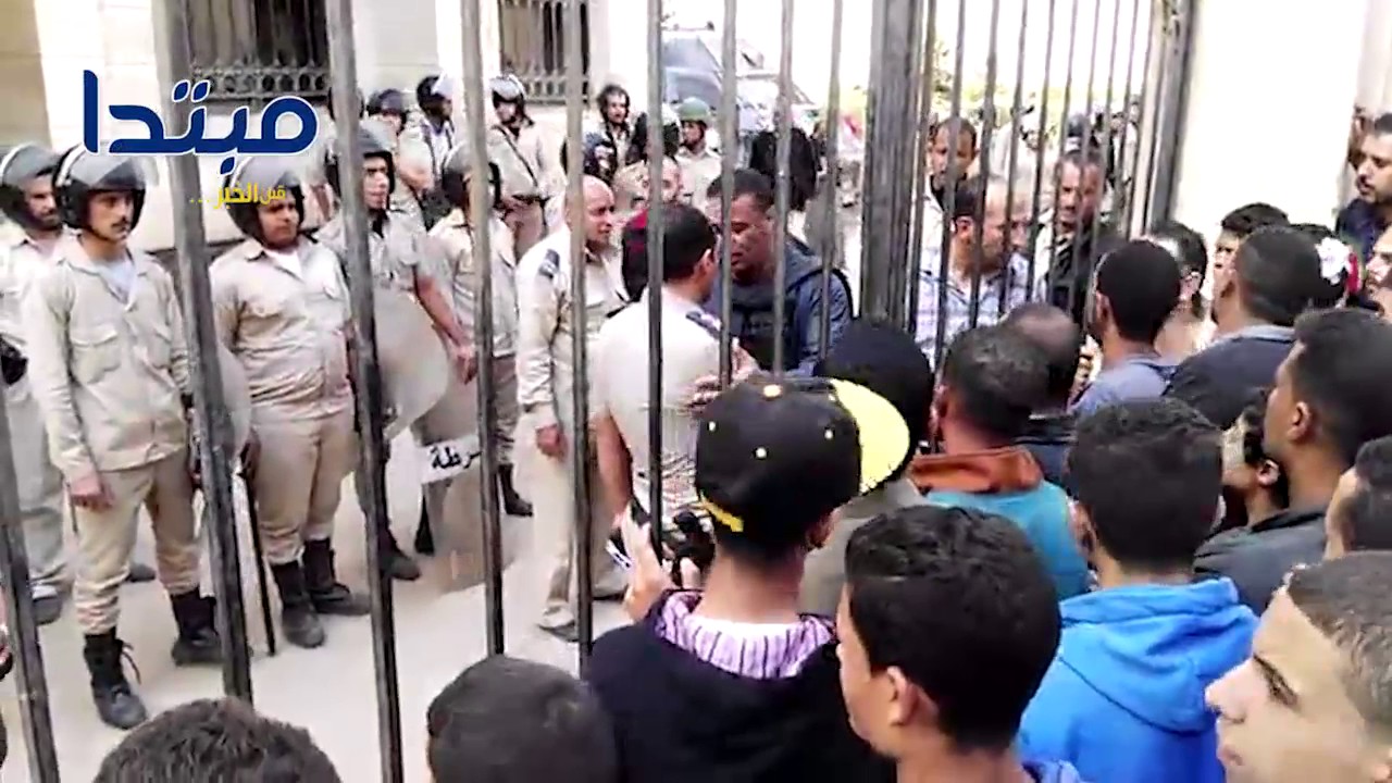 المنايفة يحاصرون نقطة شرطة «شما» للإفراج عن أبنائهم
