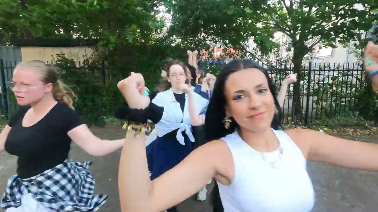 Itzy - Loco cover