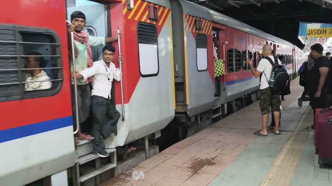 Mithalanchal 13156 Jasidih to kolkata 