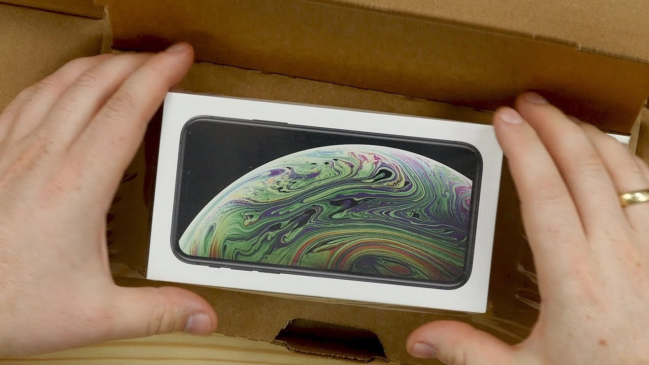 iPhone Xs (Space Grey, 256GB) - Unboxing & erster Eindruck // DEUTSCH