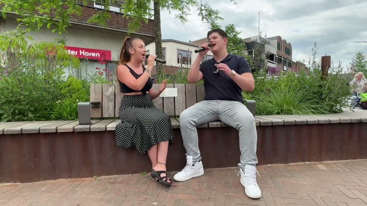Jo-ann Hamer & Ricardo Kamp zingen live in Raalte “Laat me leven”