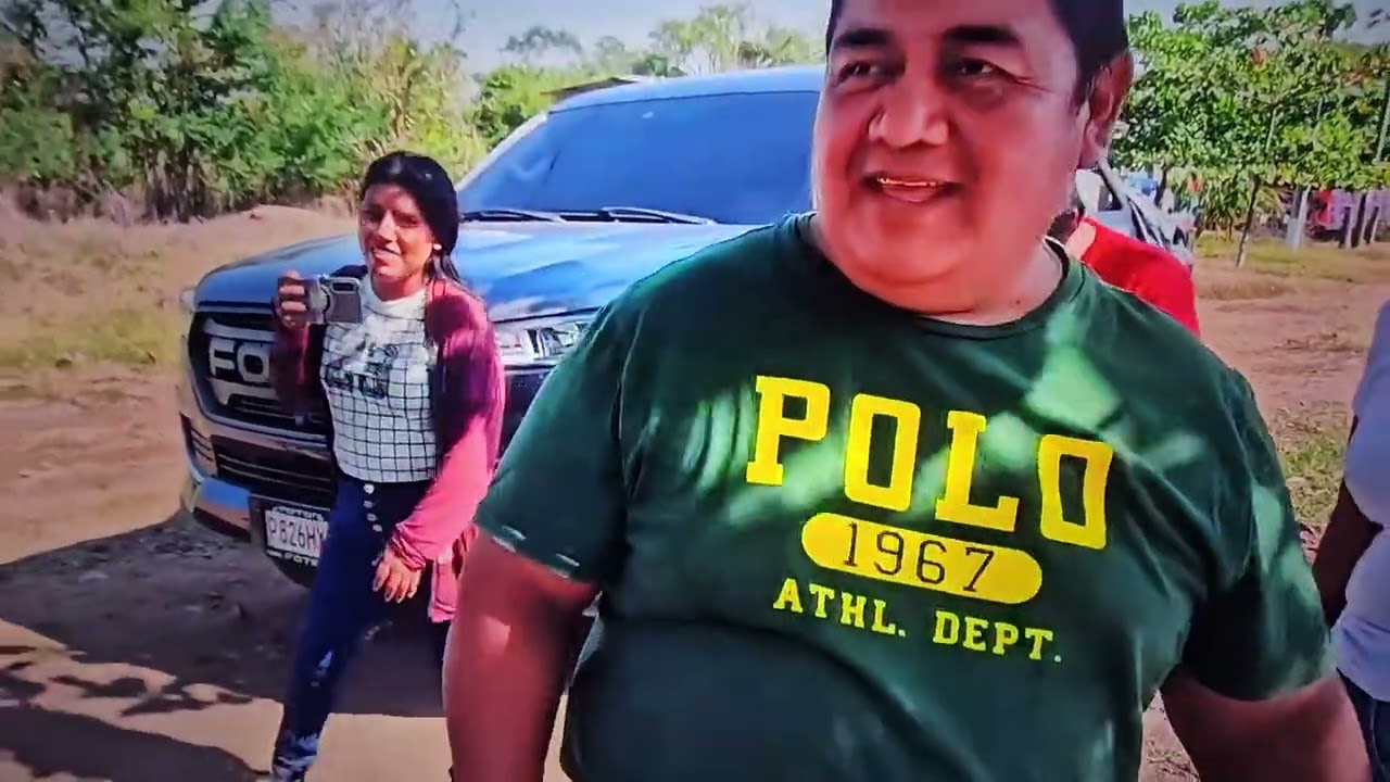 Abelardo como la Gran pvta se pondrá cuando mire este video de Marta abrazando a 