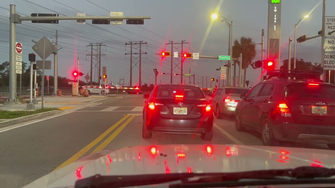 Is it a train? It's bus BRT at the South Miami Dade transitway,