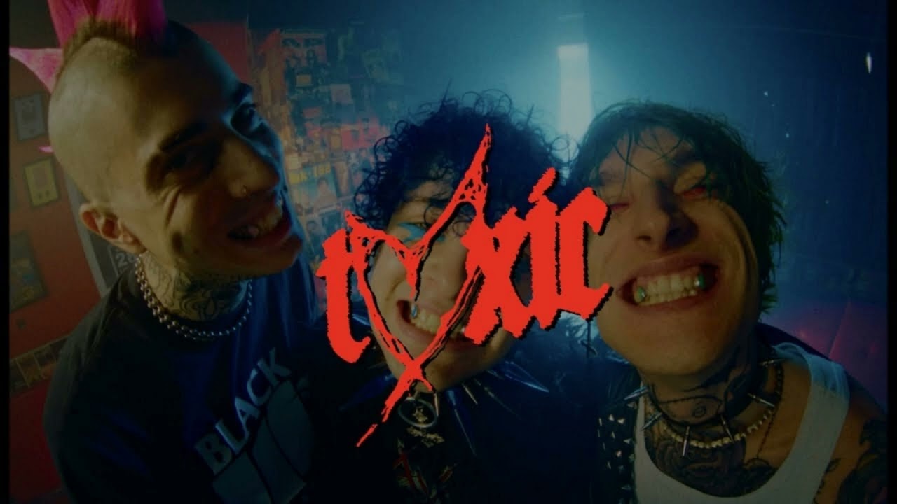 La Sad (The&oslash;, Plant e Fiks) - Toxic - metal remix