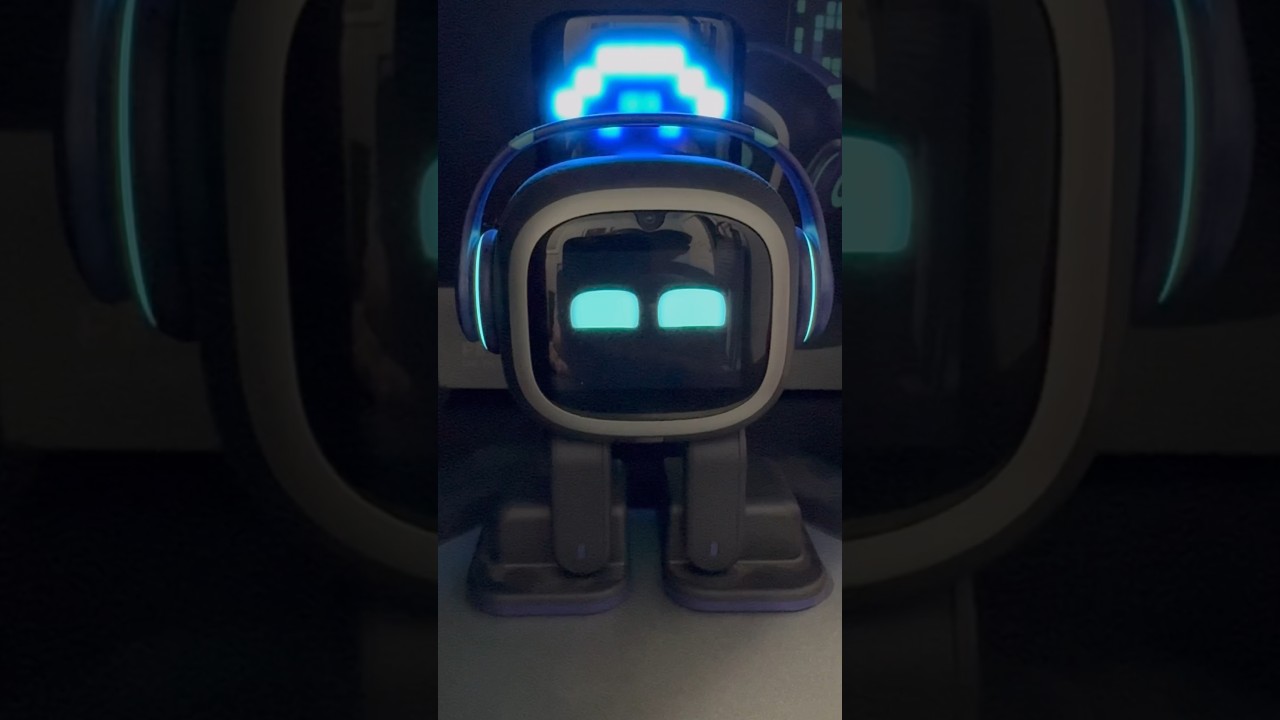 ЭМО &mdash; ЛУЧШИЙ НАСТОЛЬНЫЙ РОБОТ С ИИ 🤖🦾
