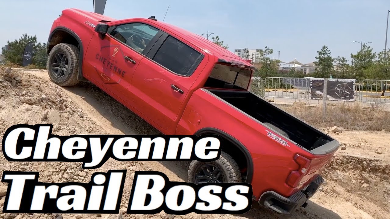 Chevrolet Cheyenne Trail Boss AL LIMITE en pista, tierra y agua | Velocidad Total