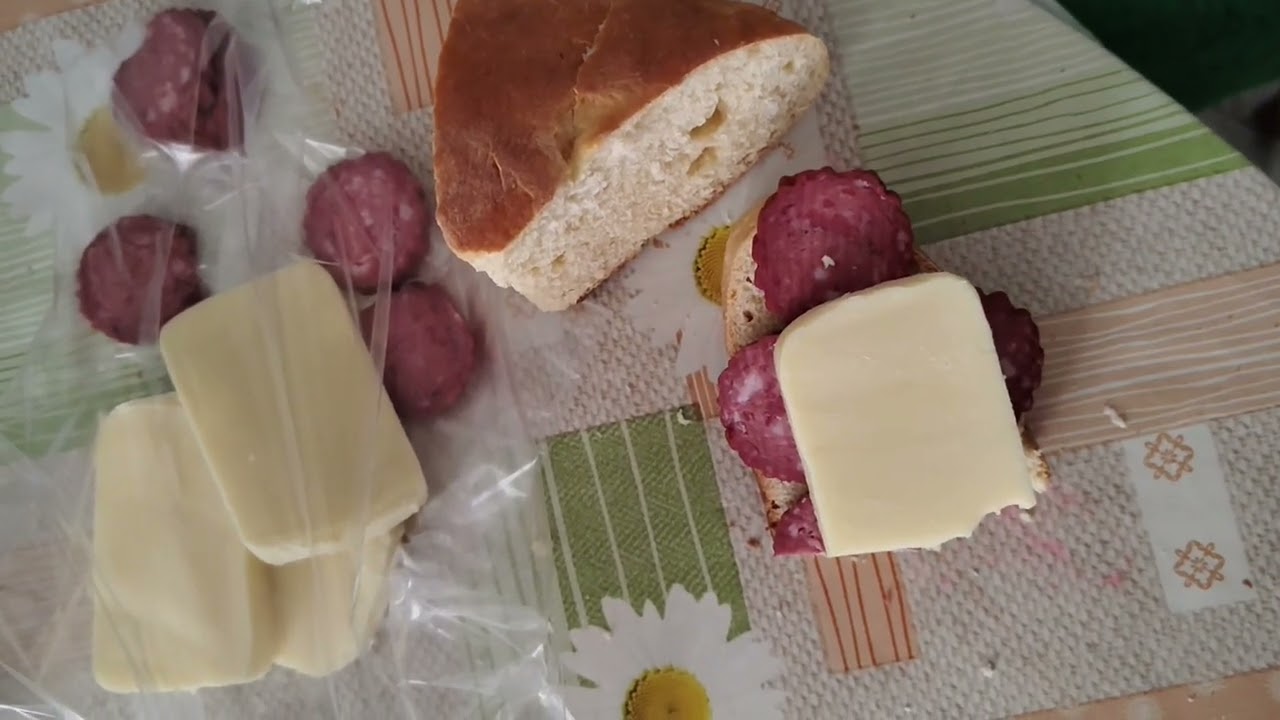 Закуската ми е много вкусна! ЗАКУСВАМ с КЕФ ☕🥓🍞🥰