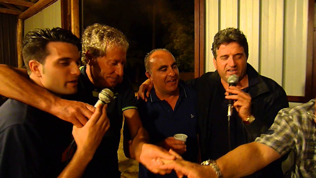 San Giovanni in Fiore Canzone popolare d'autore: FIMMINA 'ERE PETRE FRAVICATE