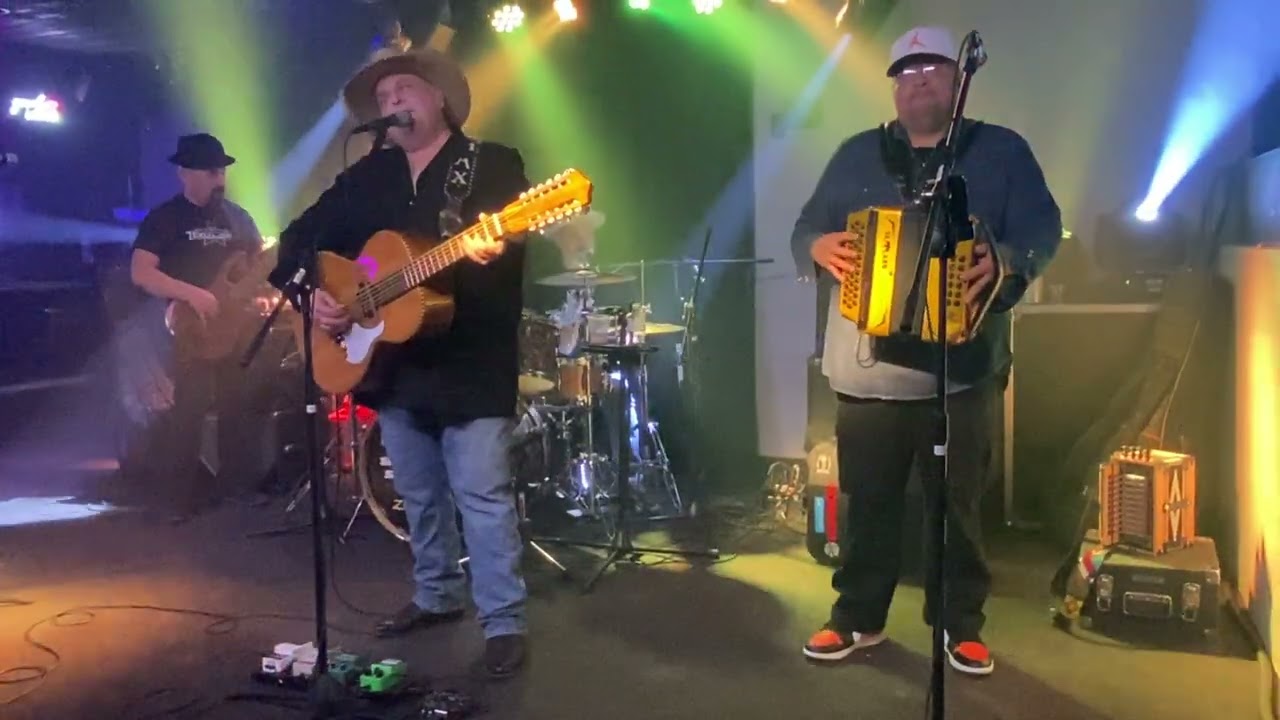 Los TexManiacs at Code 3 Bar, Carrizo Springs, Texas. 02/07/26
