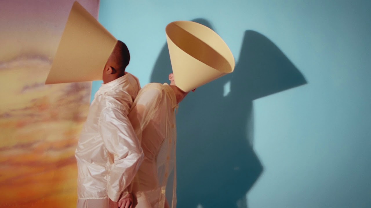 Alessandro Cortini  - BATTICUORE (Official Video)