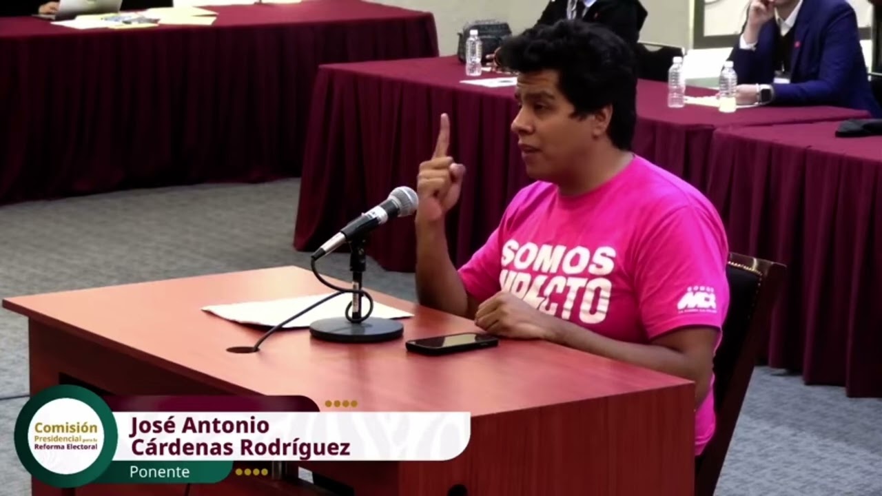 JÓVEN DE SOMOS MX EXHIBE A PABLO GÓMEZ 