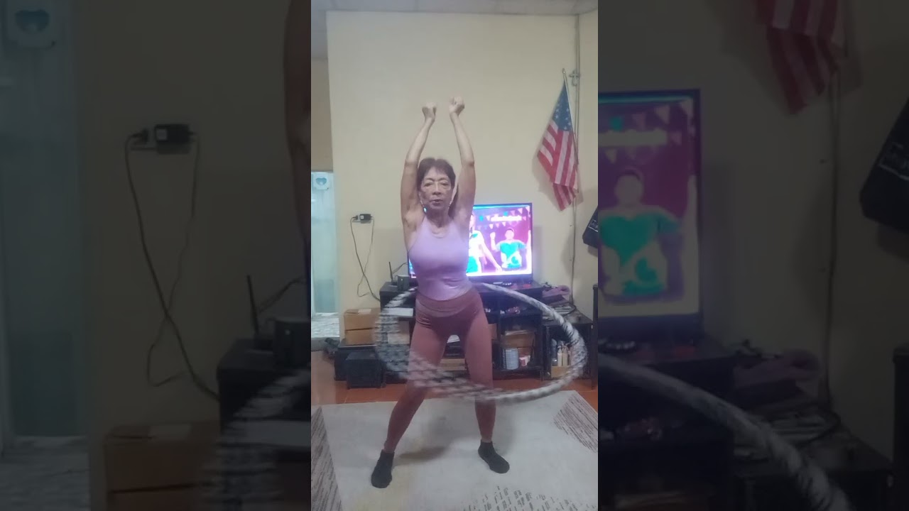 Good morning 80 years old 🗝️ work out at home 💗💗😍