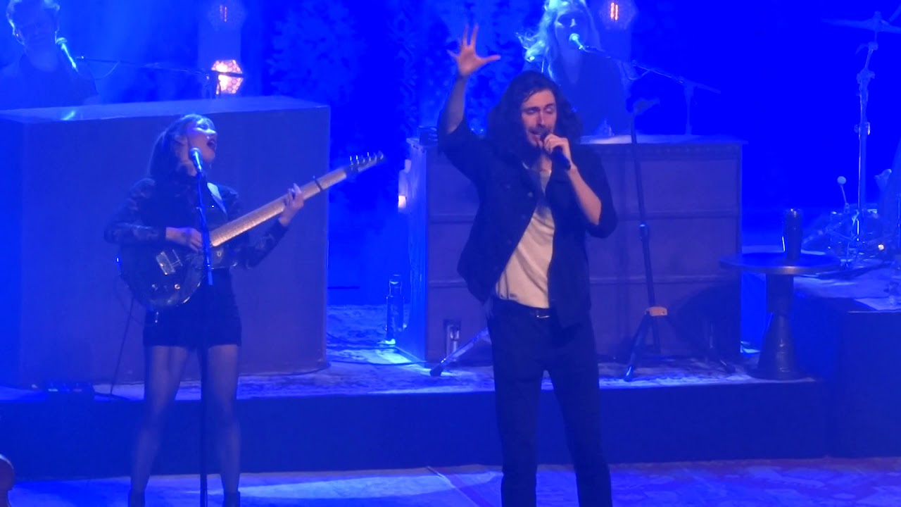 Hozier Take me to Church @demontforthall Leicester