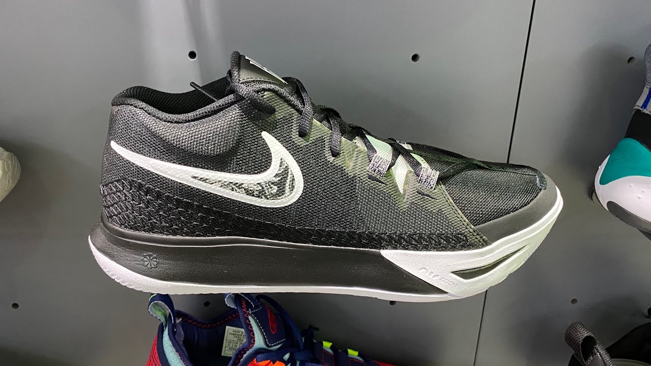 Nike Kyrie Flytrap 6 (Black/White) - Style Code: DM1125-001