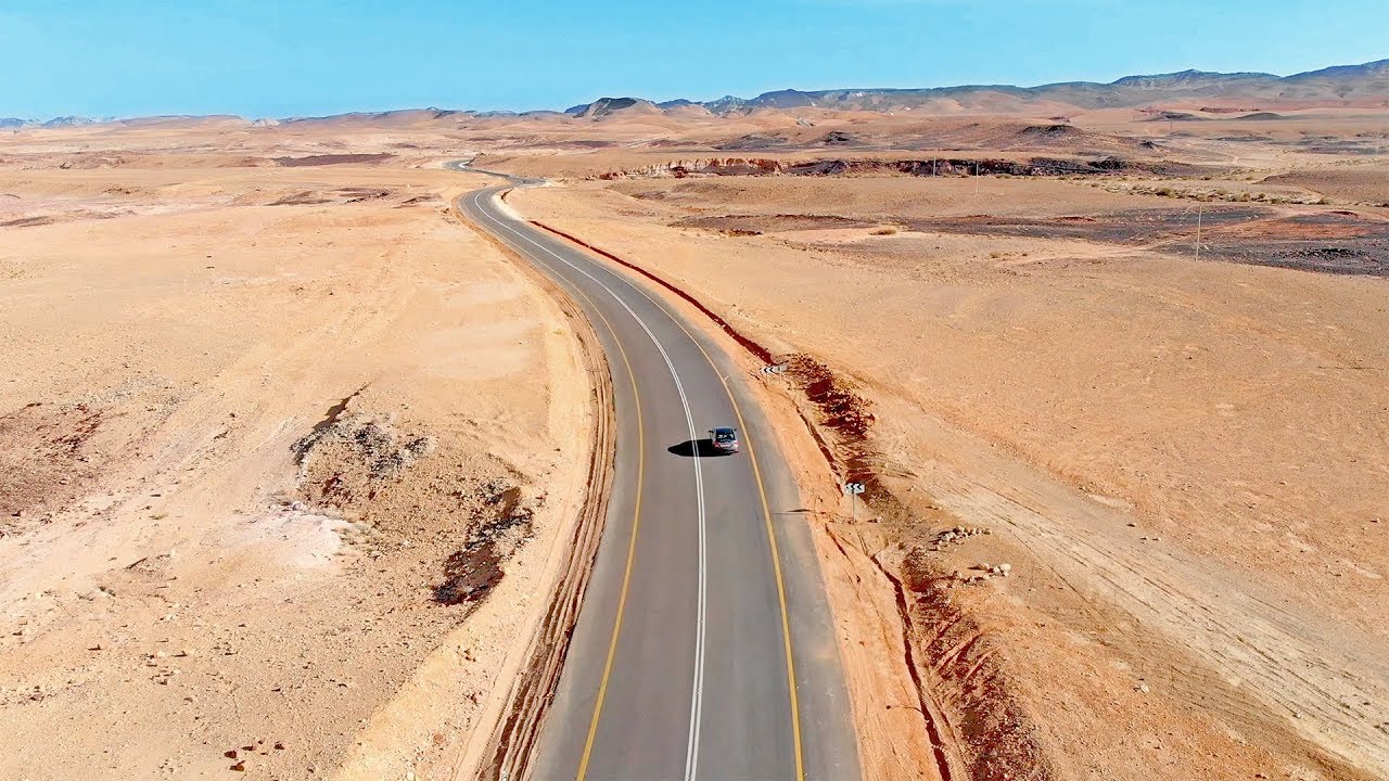 World's Largest Erosion Crater — The Ramon Crater