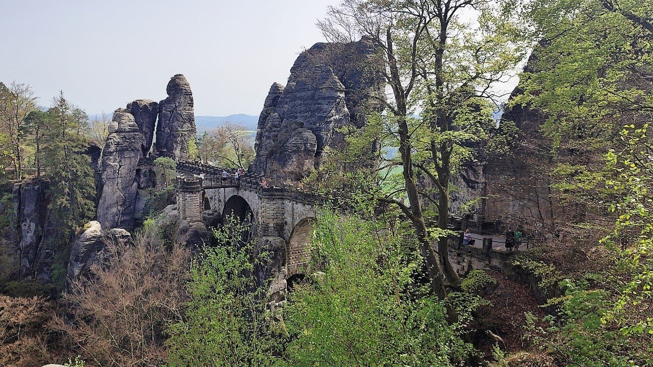 QUE VER EN ALEMANIA “Dresde” (El Bastei es una formación rocosa)