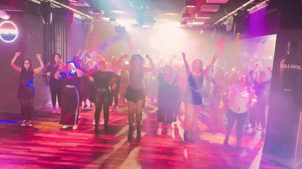 Borracho y Loco UNDERDOGS ImChinoxPitbullxFlo Rida - ZUMBA choreo siostry Niemczyk