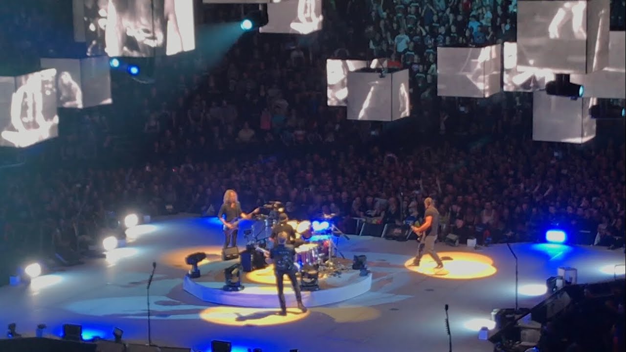 Metallica - Seek and Destroy London 2017 1st show